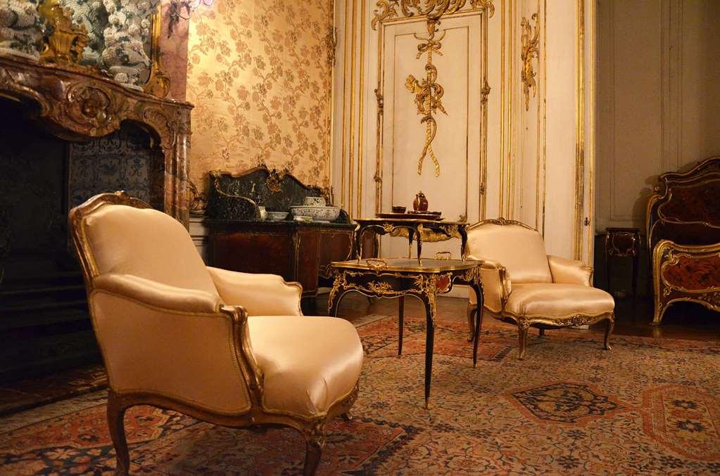 Brit Le Lion D'or Hotel