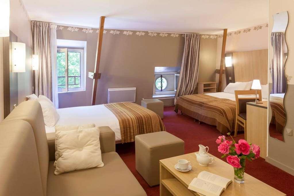 Brit Le Lion D'or Hotel 3*